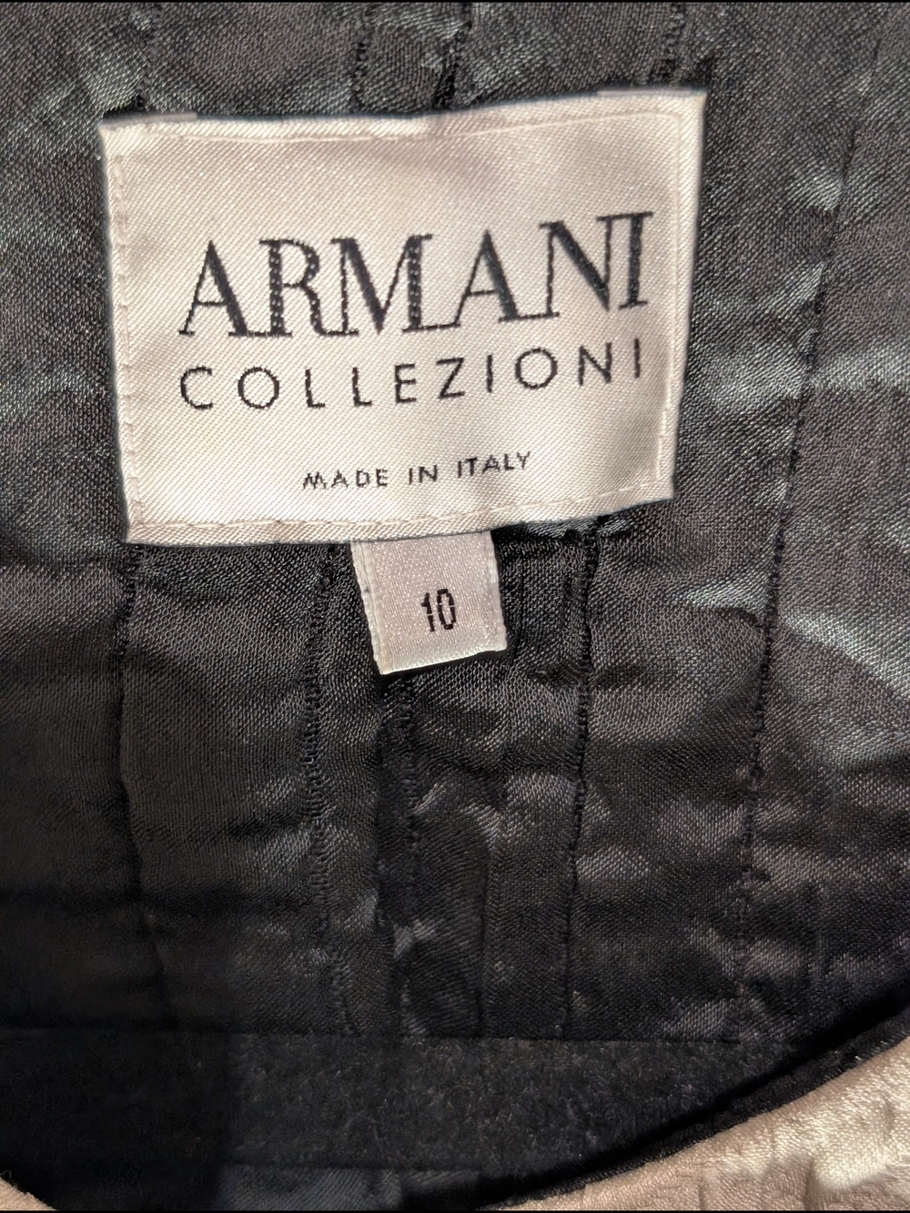 Armani Collezioni Cream Textured Jacket with Black Trim - Picture 5 of 5